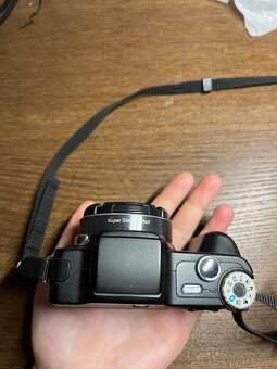 Sony cybershot DSC-H3 - 3
