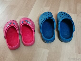 2x dětské crocs vel.28/29 a 33 - 3