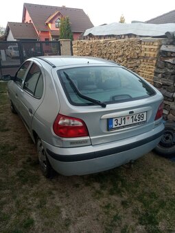 Renault Megane 1.6 - 3