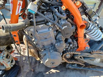 KTM 890 / 790 DUKE R - NÁHRADNÍ DÍLY, MOTOR - 3