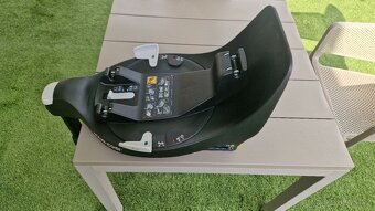 Maxi-Cosi FamilyFix 360 zakladna - 3