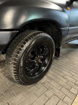 Sada R18 Toyota Land Cruiser po renovaci - 3