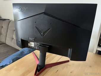 24" Acer Nitro VG240YP Gaming - 3