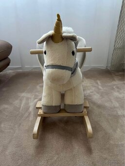 Houpaci kun - 3
