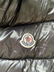 Moncler černá vesta - 3