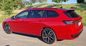 Prodej Passat B9 R-Line 2,0 TSI 195 kW 4MOT, 02/2025 - 3