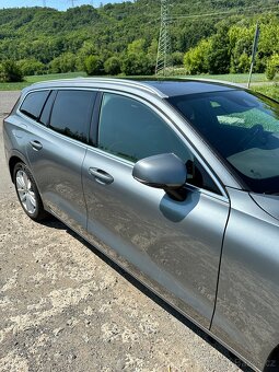 Volvo V60 D3 Momentum 2.0 diesel │ 2020 - 3