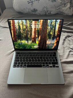 Počítač MacBook - 3