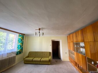Prodej domu 5+1+2xgaraz 265 m2, pozemek 431 m2 - 3