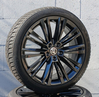 Pěkná zimní orig alu Škoda Superb Continental 235/40/19 8mm - 3