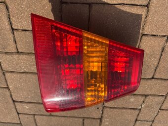 BMW e46 zadní pravé světlo - 3
