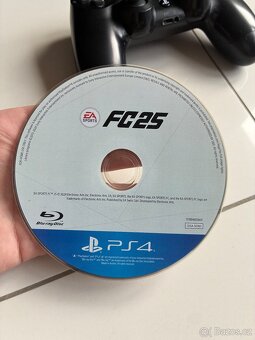 PlayStation 4 Slim 1TB + FIFA 25 - 3