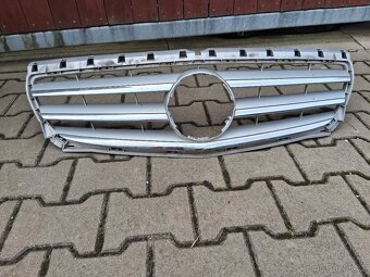 Mercedes w256 maska - 3