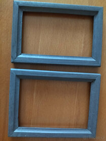 rámečky na dekoraci, retro dřev. polička,kovové odlitky, obr - 3