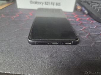 Samsung galaxy S21 FE 6/128GB - 3