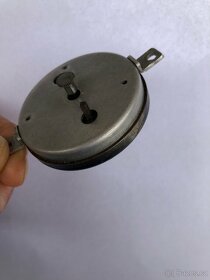 Koupím vyobrazené hodinky,hodiny do auta, autohodiny - 3