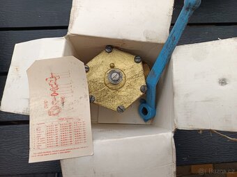 Kulový ventil mosaz  50 a 40mm rozebiratelný - 3