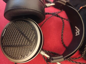 Sluchátka Audeze MM-500 Planar Magnetic Headphones - 3