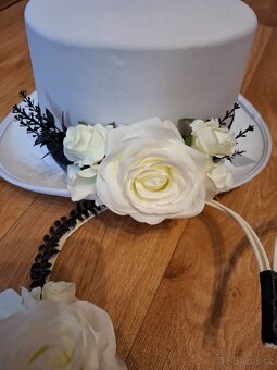 Svatební dekorace na auto - bilocerna - 3