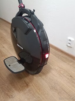 InMotion V10F Elektricka Jednokolka EUC - 3