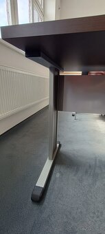 Stoly a židle z učebny - 3