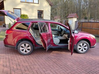 Subaru Outback 2011, 2.5i 4x4 AUTOMAT - 3