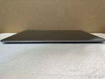 Macbook Air M1, Nefukční - 3