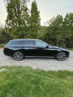 Mercedes Benz E220 143kw, servisovaný, DPH - 3