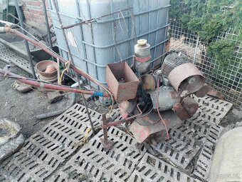 Rotavator s motorem ČZ 175 - 3