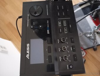 Alesis - 3