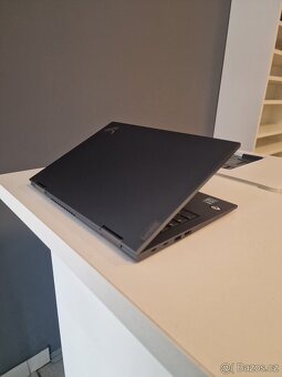 Lenovo ThinkPad X1 Yoga - 3