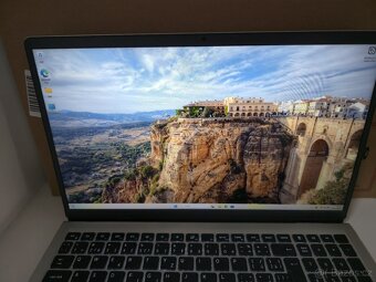 Dell Inspiron 15 i3 8/256GB 15.6" FHD. Zaruka - 3