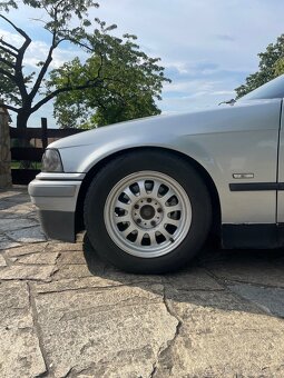BMW E36 TOURING - 3