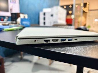 Výkonný notebook i7 1195G7, 16GB, 1TB SSD - záruka - 3