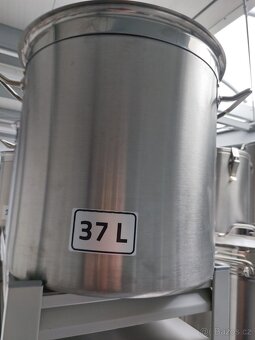 NEREZOVÉ HRNCE MALE VELKE od 25 do 130 L - 3