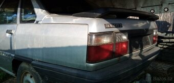 PRODÁM RENAULT 21 RX 2.2 81KW ROK 87 - 3