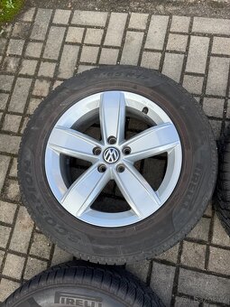ORIGINÁL Alu Volkswagen Corvara R17, 5x112 - ZIMNÍ PNEU - 3