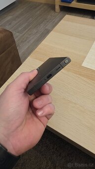 Prodám Samsung Galaxy S24 ultra 512gb - 3