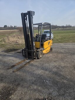 Ještěrka EFG 320 Jungheinrich - 3