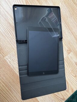 Pouzdro s klávesnicí pro iPad 10.2 - 3