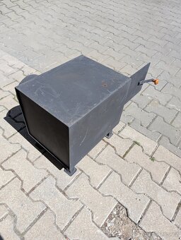 Topeniště k udírně. - 3