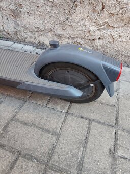 Elektrokoloběžka Segway - 3