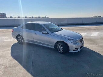 Mercedes-Benz E 300 Bluetec HYBRID Distronic+ AMG - 3