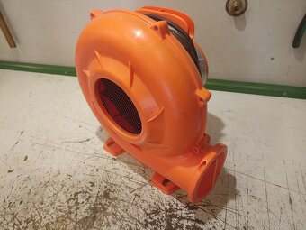 Ventilátor k nafukování atrakcí, skákací hrad atp. - 3