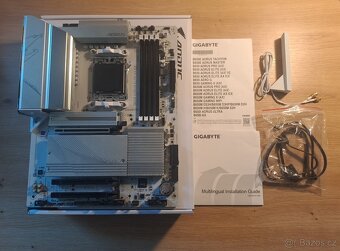 GIGABYTE AORUS B650 ELITE AX ICE - 3