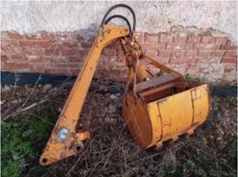 Podkop UNC předělaný za traktor - 3