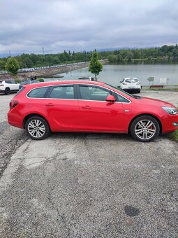 Prodám Opel Astra 2.0 CDTI ročník 2017 - 3