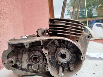 Blok motoru Jawa - 3