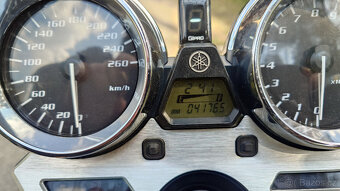 Yamaha XJR 1300 - 3