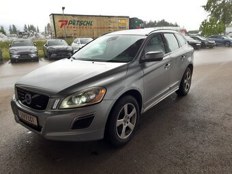 Volvo XC60 D3 120 KW R- Desing r.v.2011 pouze 115Tkm - 3